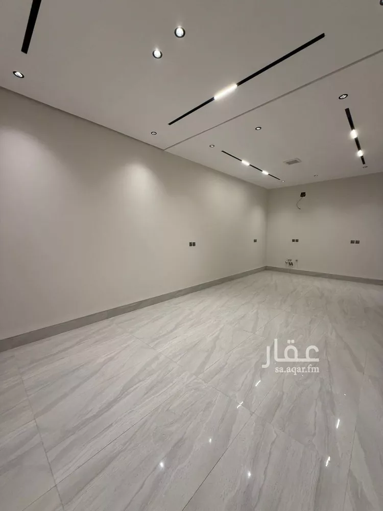 فيلا للبيع في شارع أبي الشيخ الأصبهاني, حي المهدية, مدينة الرياض, منطقة الرياض 12