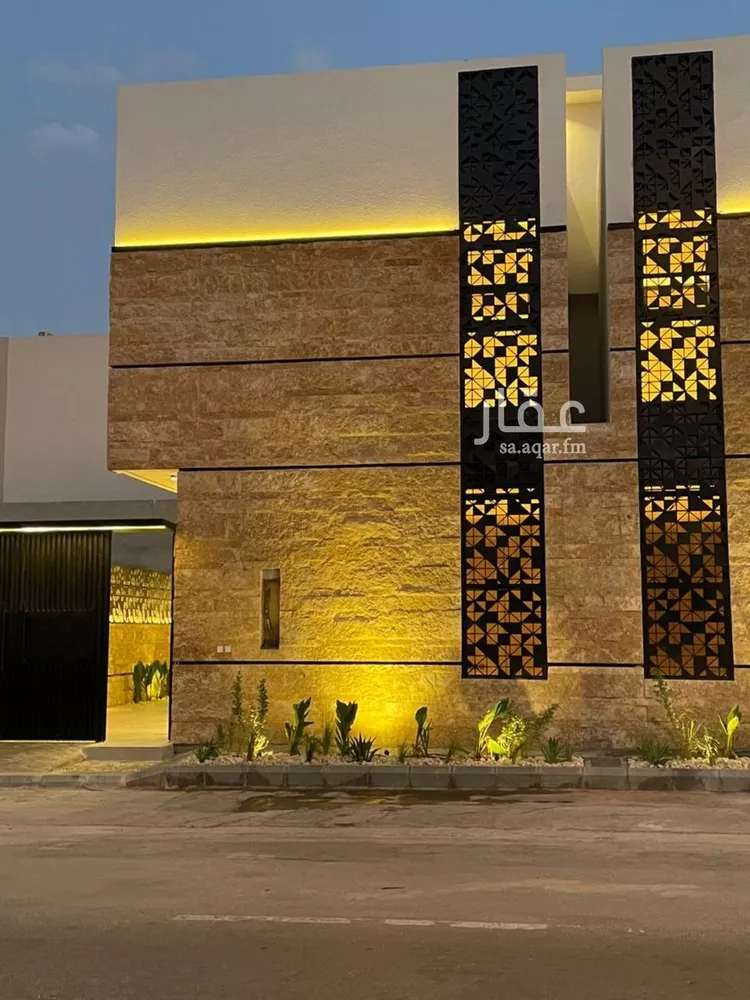 فيلا للبيع في شارع أحمد بن الحسن الأنصاري, حي المهدية, مدينة الرياض, منطقة الرياض صورة 3