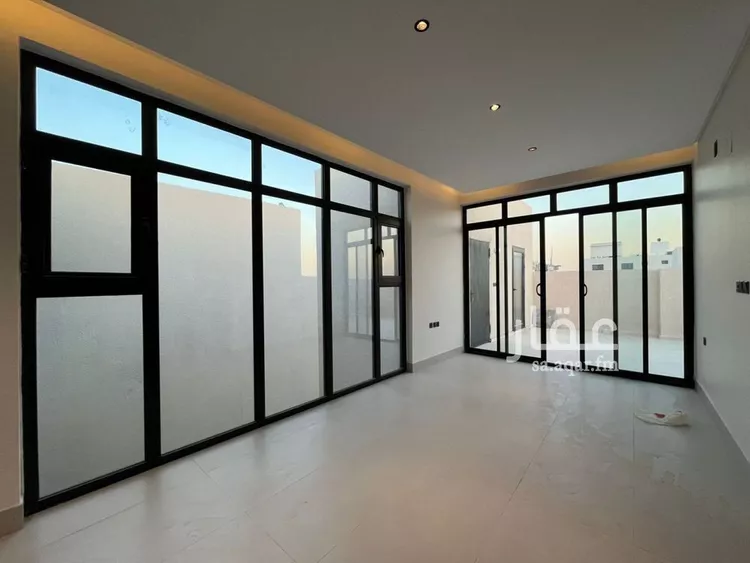 فيلا للبيع في شارع أبي الشيخ الأصبهاني, حي المهدية, مدينة الرياض, منطقة الرياض صورة 5