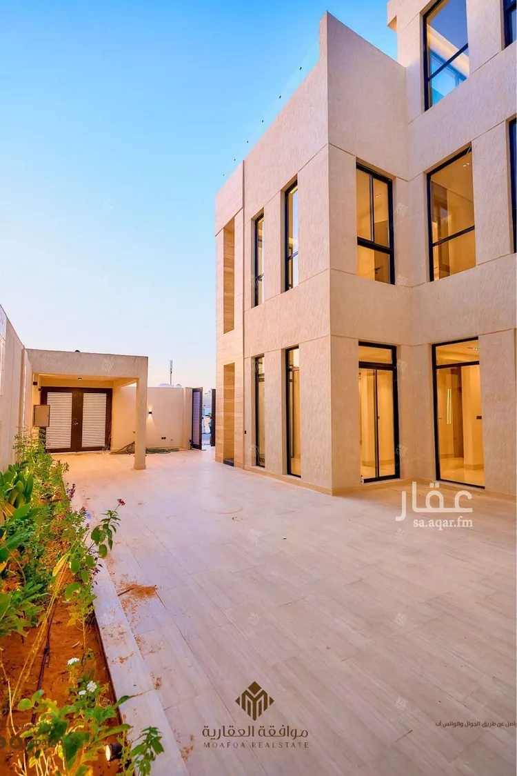 فيلا للبيع في شارع سعيد بن نافع, حي المهدية, مدينة الرياض, منطقة الرياض صورة 3