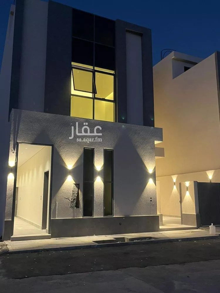 فيلا للبيع في شارع أحمد بن قطرب, حي المهدية, مدينة الرياض, منطقة الرياض