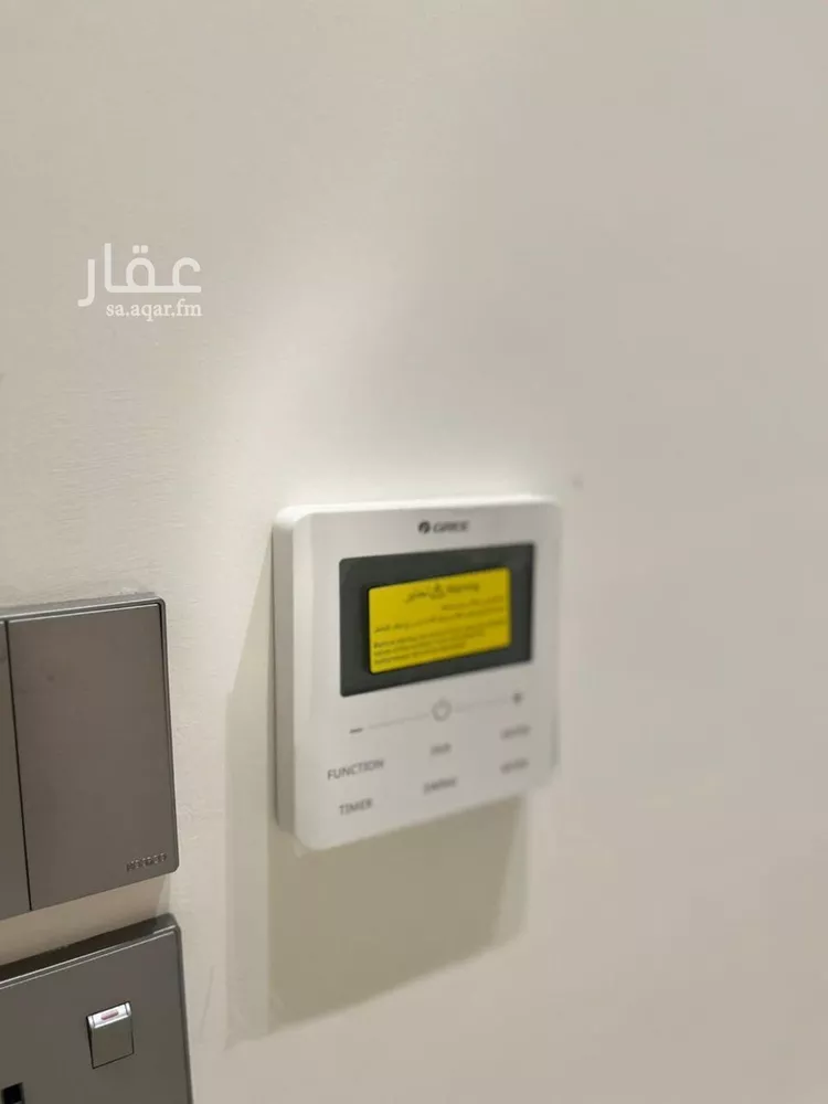 فيلا للبيع في شارع أحمد بن قطرب, حي المهدية, مدينة الرياض, منطقة الرياض صورة 5