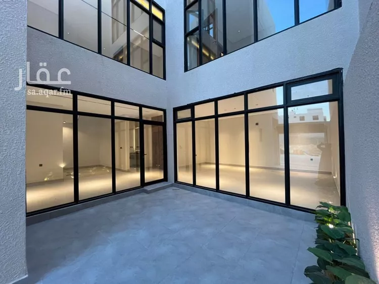 فيلا للبيع في شارع أبي الشيخ الأصبهاني, حي المهدية, مدينة الرياض, منطقة الرياض صورة 2