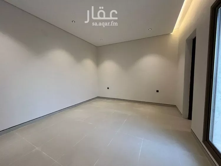 فيلا للبيع في شارع محمد بن أحمد الغزوي, حي المهدية, مدينة الرياض, منطقة الرياض صورة 4