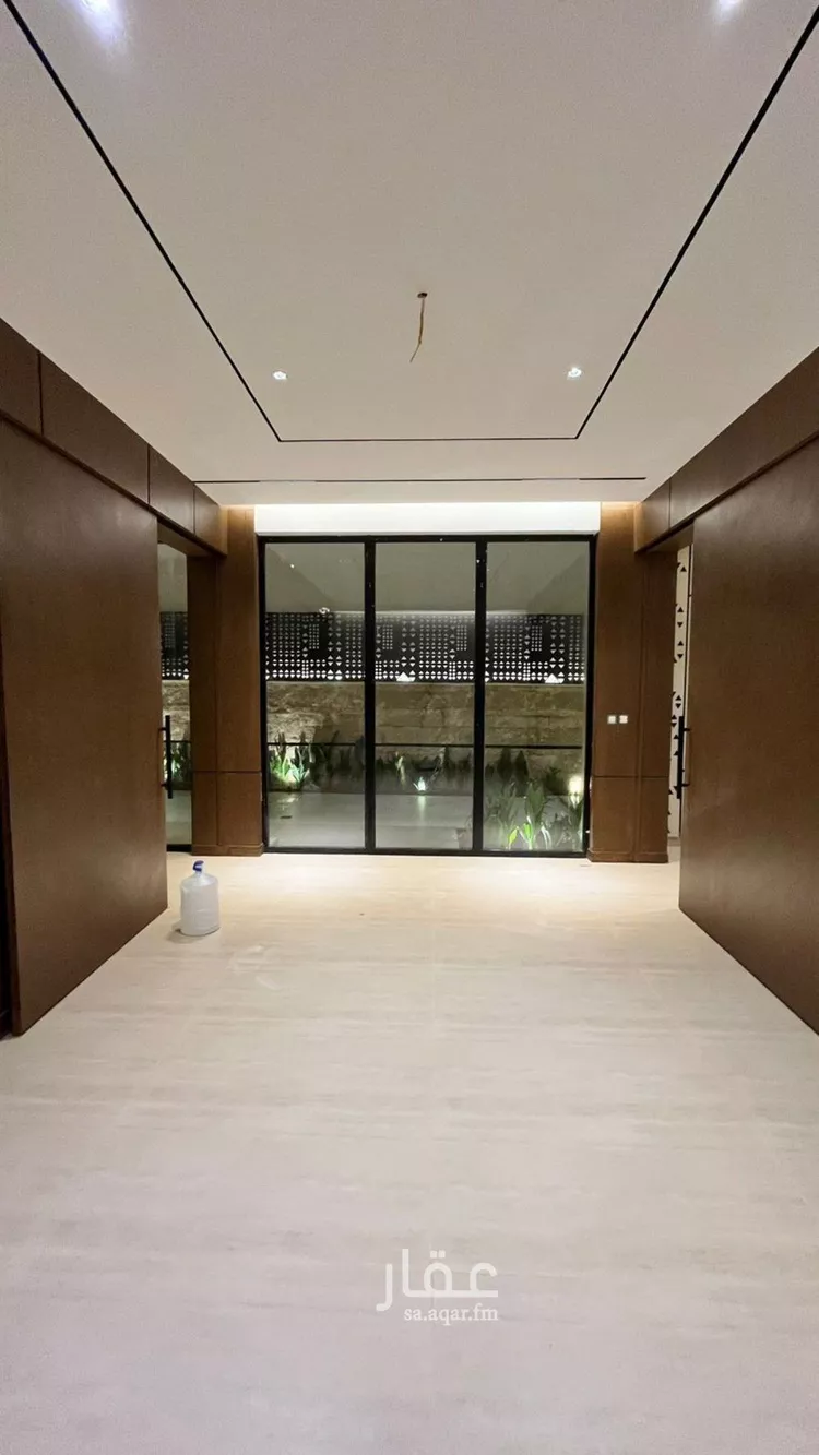 فيلا للبيع في شارع أبي الشيخ الأصبهاني, حي المهدية, مدينة الرياض, منطقة الرياض صورة 3