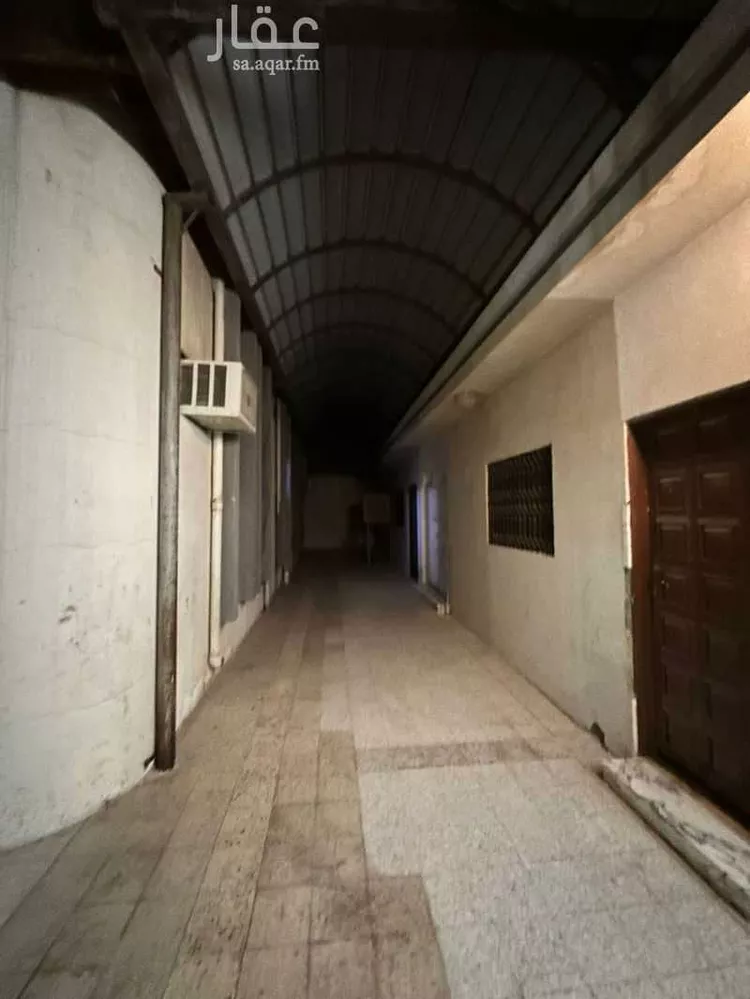 فيلا للبيع في شارع يوسف الأزدي, حي الشفاء, مدينة الرياض, منطقة الرياض صورة 5