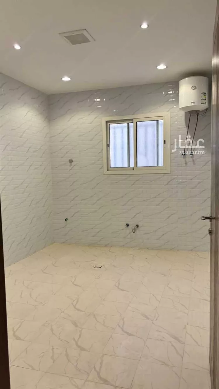دور للبيع في شارع التغلبي, حي بدر, مدينة الرياض, منطقة الرياض 6