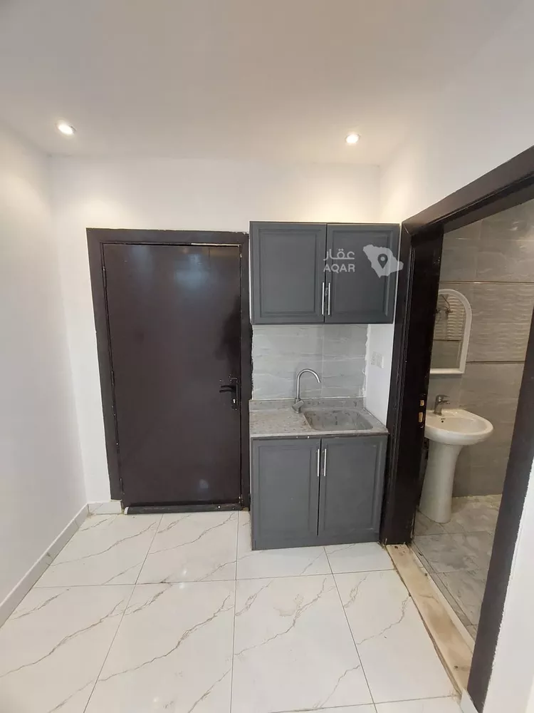 Studio for rent in Riyadh As Sulimaniyah 12