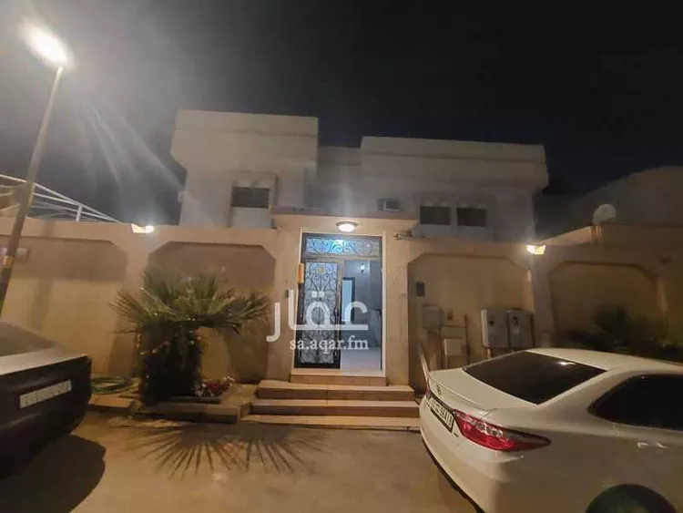 شقة للإيجار في شارع  عبدالله العنقري, حي الورود, مدينة الرياض, منطقة الرياض