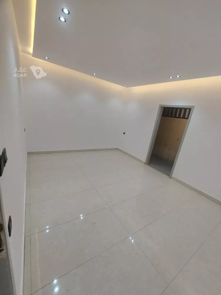 شقة للإيجار في شارع الداخلة, حي الورود, مدينة الرياض, منطقة الرياض صورة 5