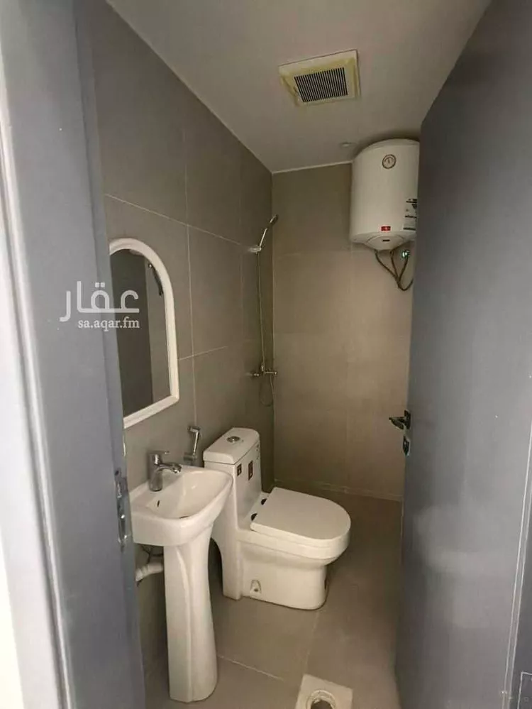 شقة للإيجار في شارع الداخلة, حي الورود, مدينة الرياض, منطقة الرياض صورة 5