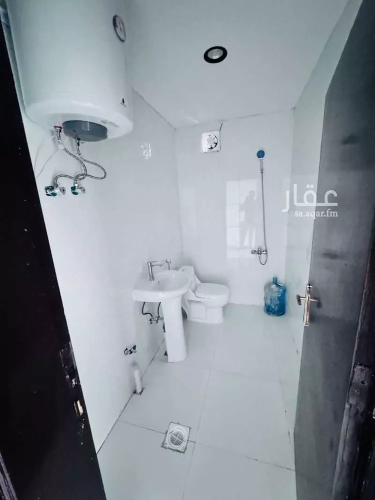 شقة للإيجار في شارع أبي المظفر الواسطي, حي إشبيلية, مدينة الرياض, منطقة الرياض صورة 5