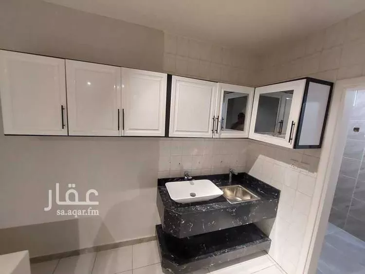 شقة للإيجار في شارع علي بن عبدالجبار, حي مغرزات, مدينة الرياض, منطقة الرياض صورة 3