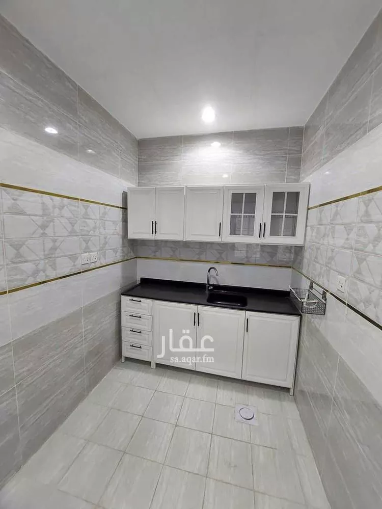 شقة للإيجار في شارع ابن سينا, حي المصيف, مدينة الرياض, منطقة الرياض