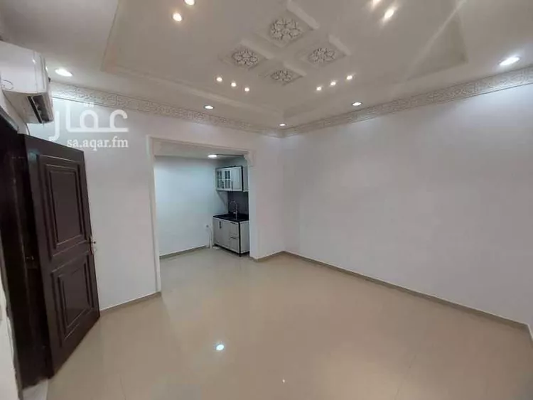 شقة للإيجار في شارع ميناء الاحمدي, حي إشبيلية, مدينة الرياض, منطقة الرياض صورة 2