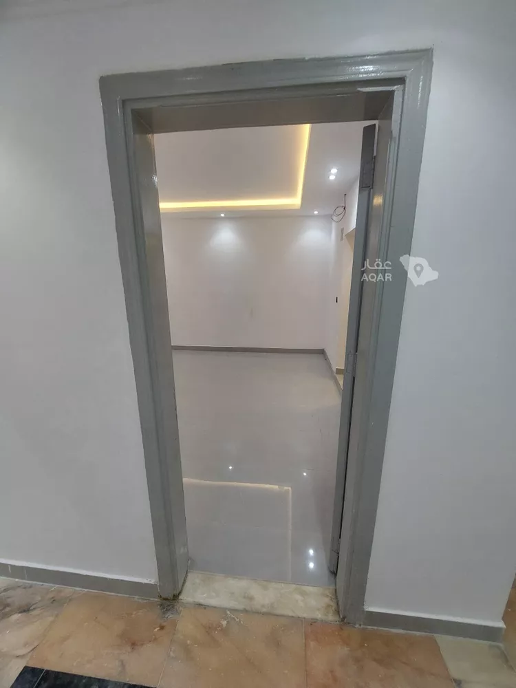 استوديو للإيجار في شارع الداخلة, حي الورود, مدينة الرياض, منطقة الرياض 7