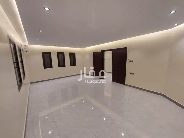 شقة للإيجار في شارع  عبدالله العنقري, حي الورود, مدينة الرياض, منطقة الرياض