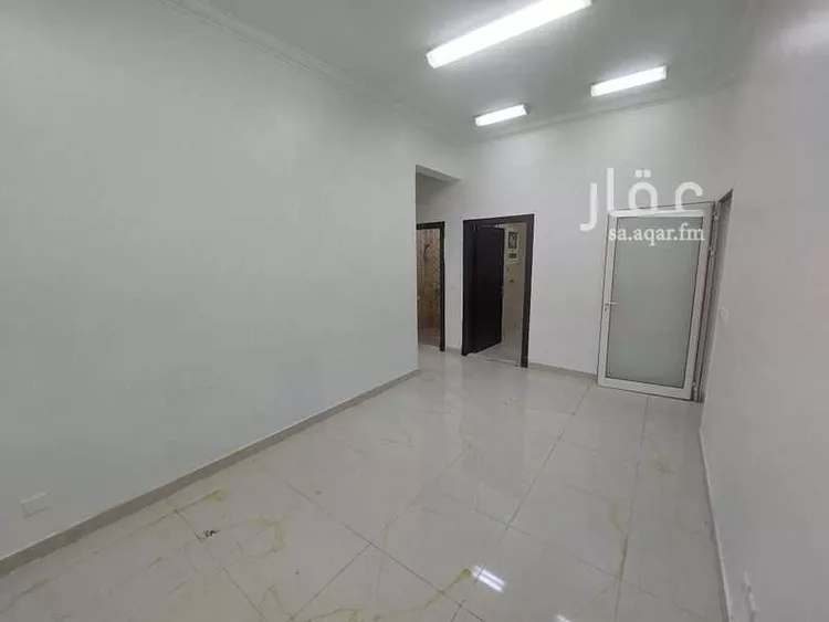 شقة للإيجار في شارع أبي الحسن الأنباري, حي العزيزية, مدينة الرياض, منطقة الرياض صورة 4