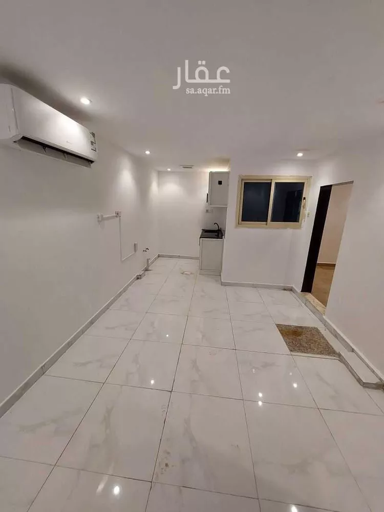 شقة للإيجار في شارع عزيز بن عمير, حي النزهة, مدينة الرياض, منطقة الرياض