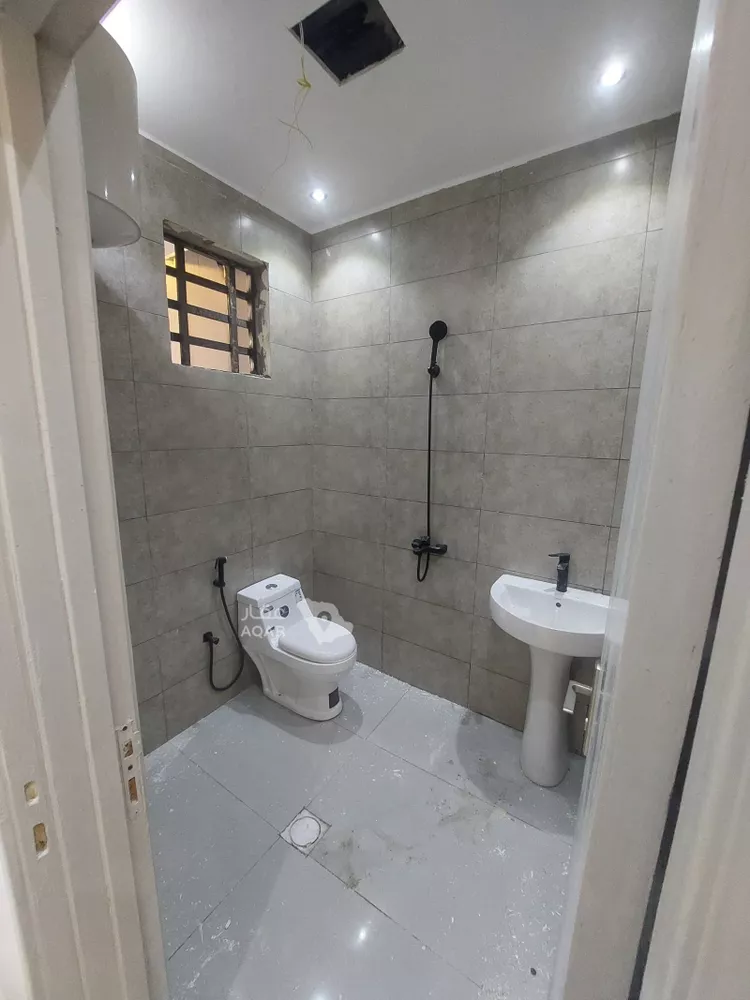 شقة للإيجار في شارع الداخلة, حي الورود, مدينة الرياض, منطقة الرياض 7