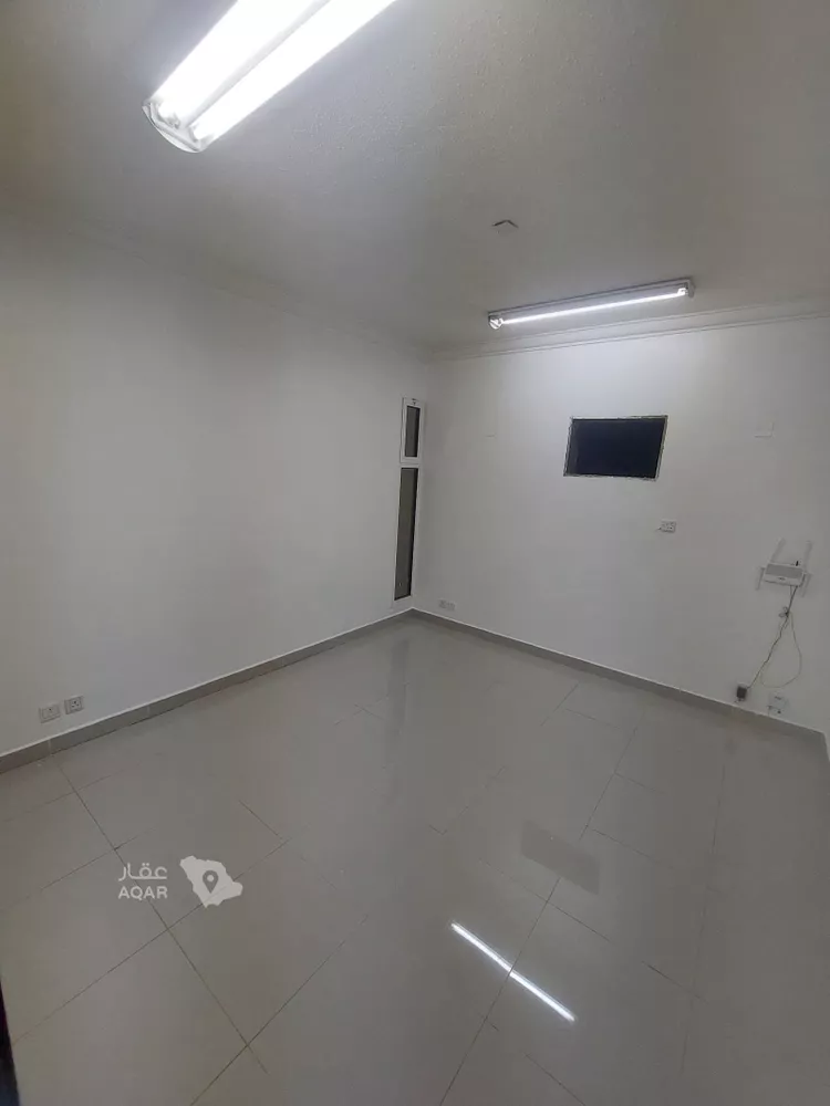 شقة للإيجار في شارع أبي الحسن الأنباري, حي العزيزية, مدينة الرياض, منطقة الرياض 16