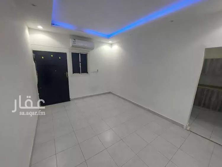 شقة للإيجار في شارع ميناء الاحمدي, حي إشبيلية, مدينة الرياض, منطقة الرياض صورة 2
