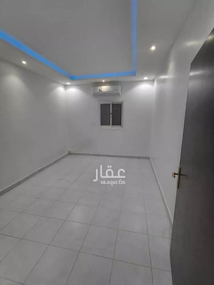 شقة للإيجار في شارع ميناء الاحمدي, حي إشبيلية, مدينة الرياض, منطقة الرياض صورة 4