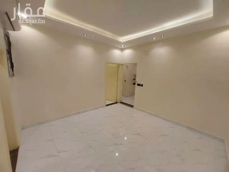 شقة للإيجار في شارع عبدالله العنقري, حي الورود, مدينة الرياض, منطقة الرياض صورة 5