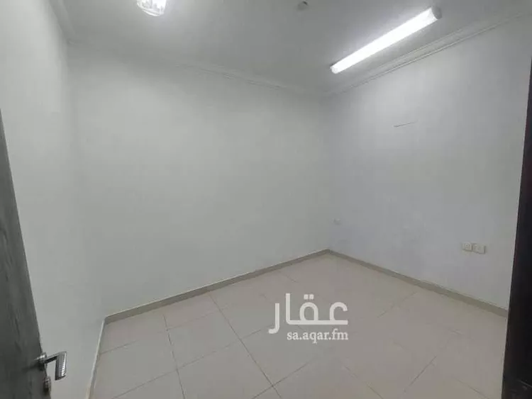 شقة للإيجار في شارع أبي الحسن الأنباري, حي العزيزية, مدينة الرياض, منطقة الرياض صورة 4