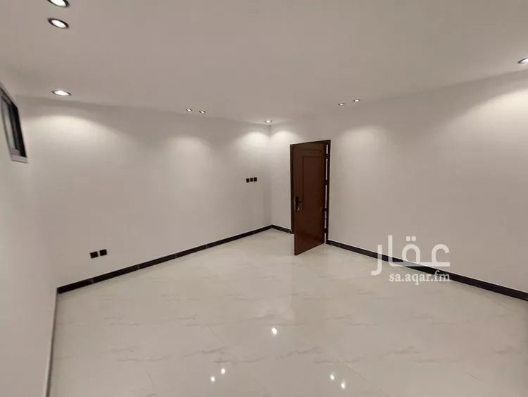شقة للإيجار في شارع  عبدالله العنقري, حي الورود, مدينة الرياض, منطقة الرياض صورة 2