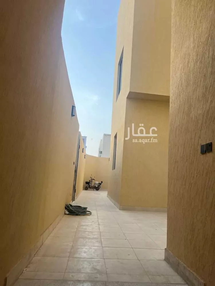 فيلا للبيع في شارع رقم 72, حي ظهرة لبن, مدينة الرياض, منطقة الرياض 15