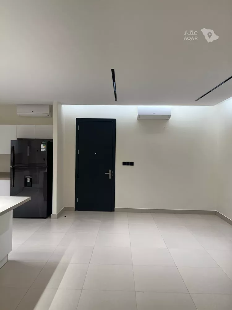 فيلا للإيجار في شارع رقم 1095, حي سدرة, مدينة الرياض, منطقة الرياض 8