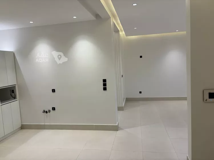 شقة للبيع في شارع العباس بن عبد المطلب, حي التعاون, مدينة الرياض, منطقة الرياض 5