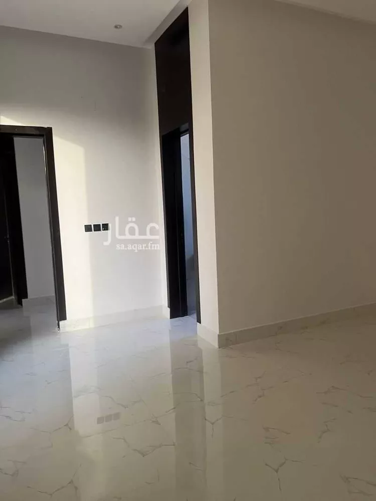 فيلا للبيع في شارع رقم 72, حي ظهرة لبن, مدينة الرياض, منطقة الرياض صورة 3