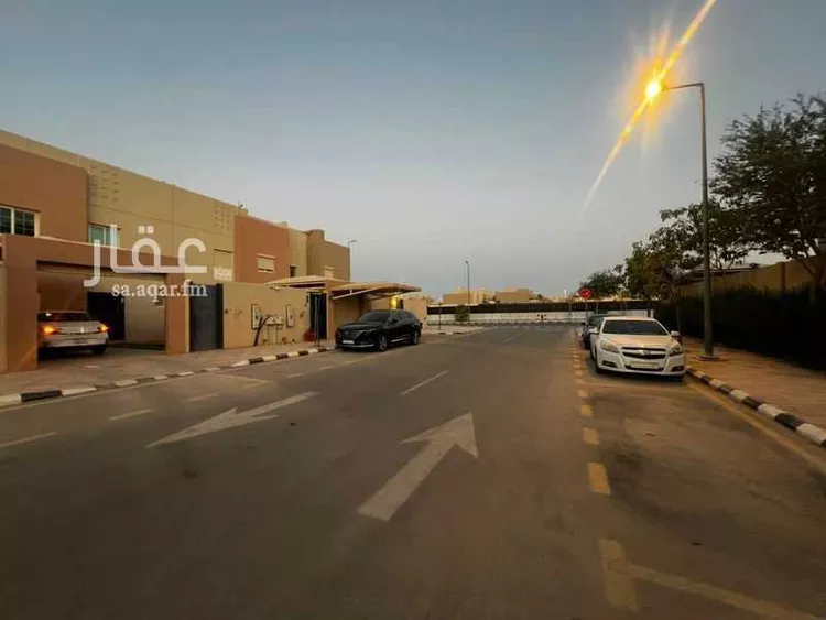 فيلا للإيجار في شارع حسن بن حيدر العدوي, حي مطار الملك خالد الدولي, مدينة الرياض, منطقة الرياض