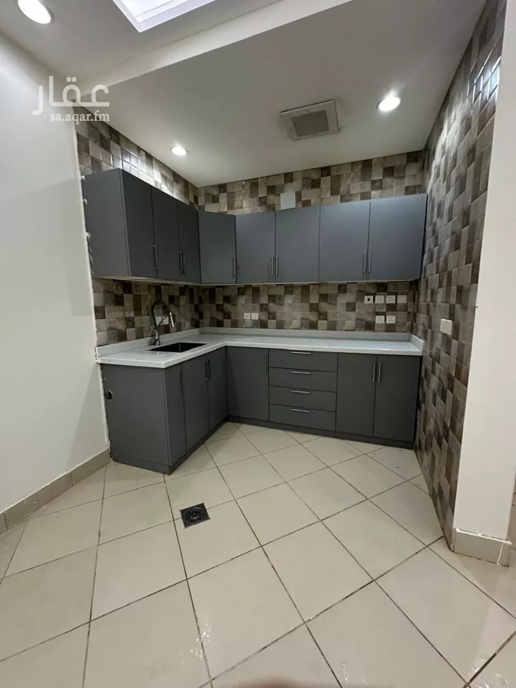 شقة للإيجار في شارع اللؤلؤه, حي العارض, مدينة الرياض, منطقة الرياض صورة 5