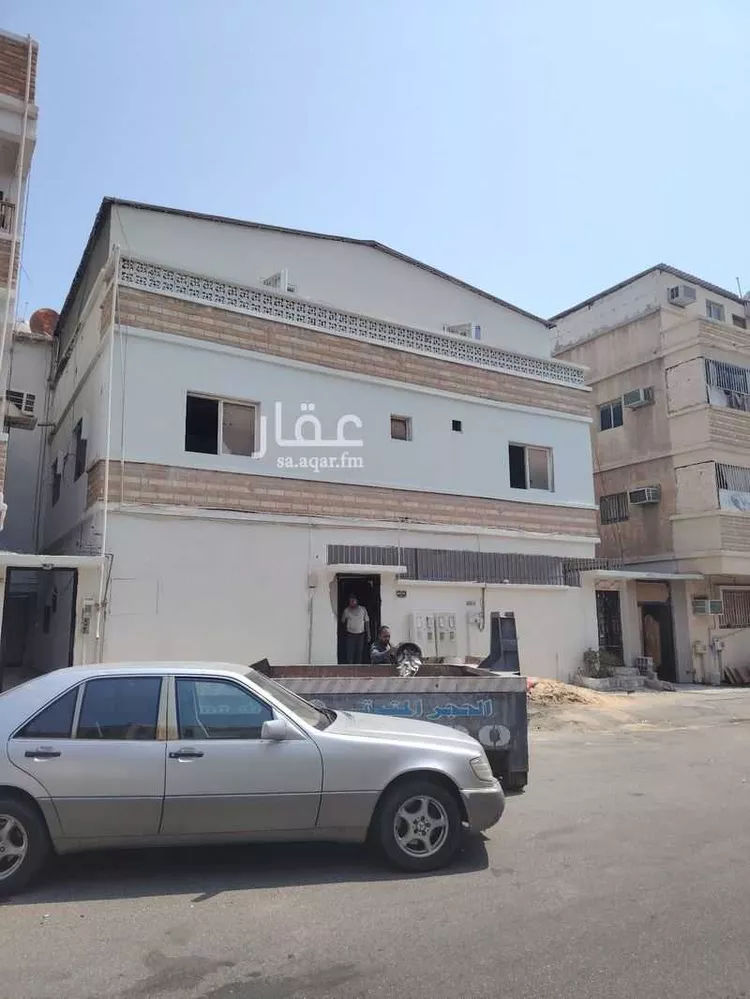 عمارة للبيع في شارع المجمعة, حي الثقبة, مدينة الخبر, المنطقة الشرقية