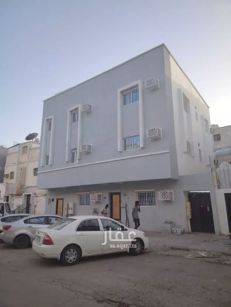 عمارة للبيع في شارع تبوك, حي الثقبة, مدينة الخبر, المنطقة الشرقية