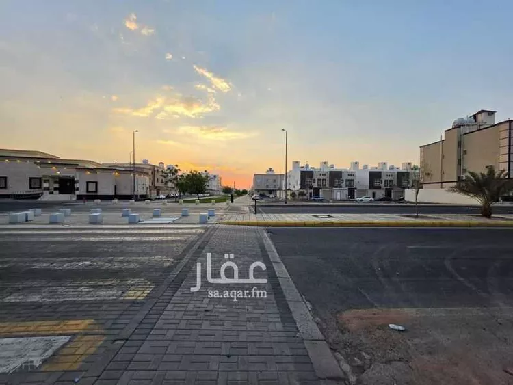 Land for Rent in Medina Mudhainib