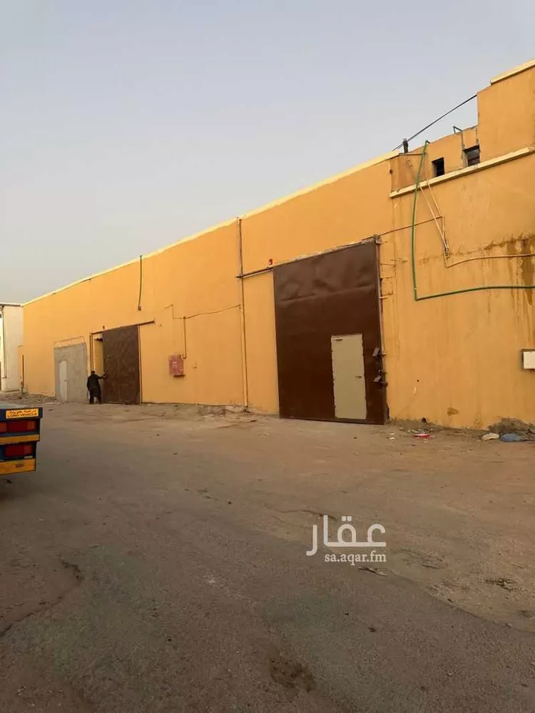 مستودع للبيع في شارع المدينة المنورة , حي الفاروق, مدينة الرياض, منطقة الرياض صورة 2