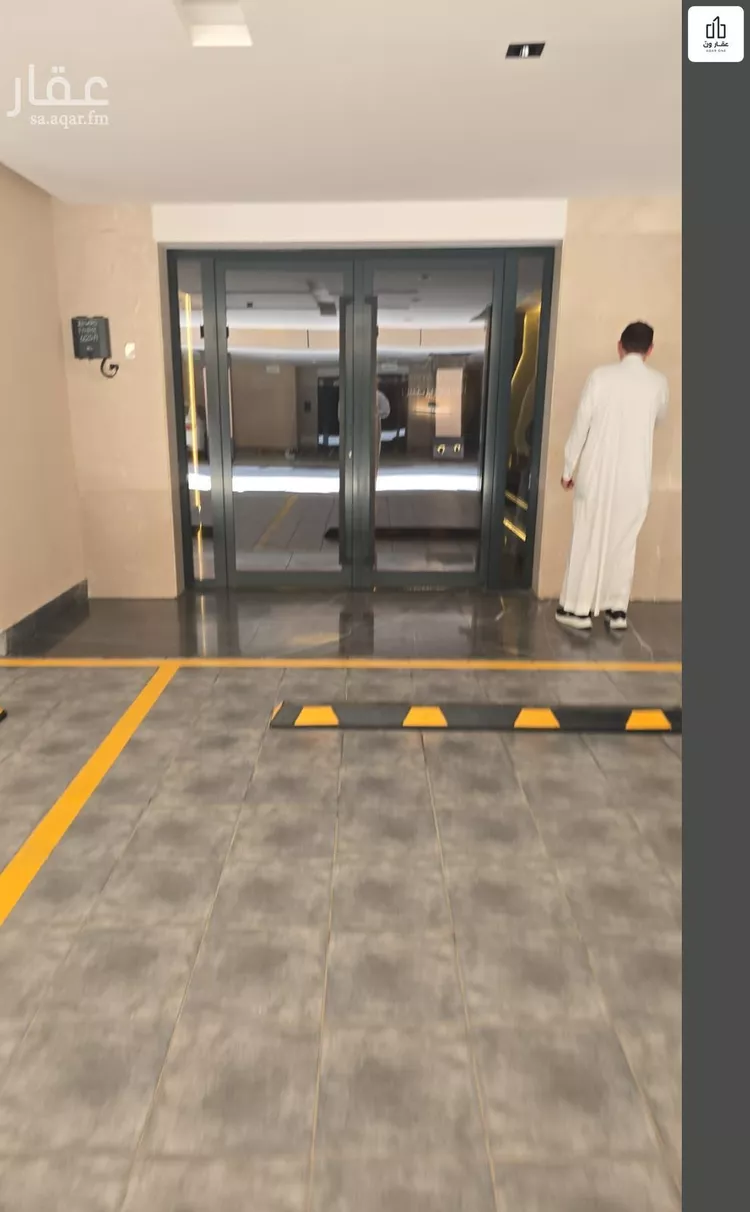 شقة للإيجار في شارع شارع الدكتور محمد عبده يماني الفرعي, حي الورود, مدينة جدة, منطقة مكة المكرمة صورة 4