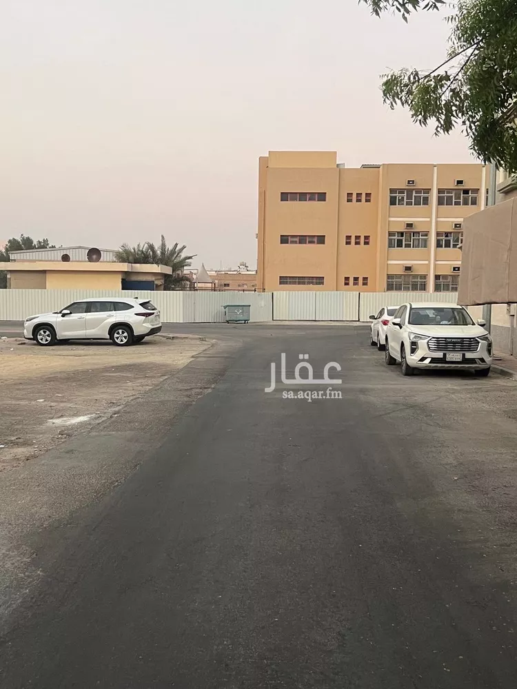 Land for Sale in Dammam Ghirnatah صورة 3