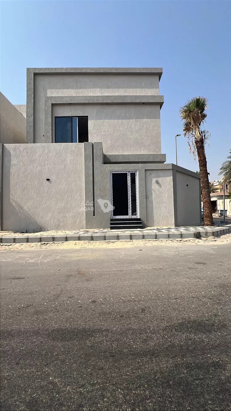 Villa for Sale in Dammam Al Jalawiyah 1 صورة