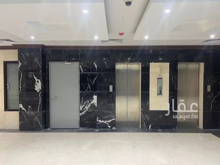 عمارة للإيجار في شارع الزواوي, حي الزهور, مدينة الدمام, المنطقة الشرقية صورة 3