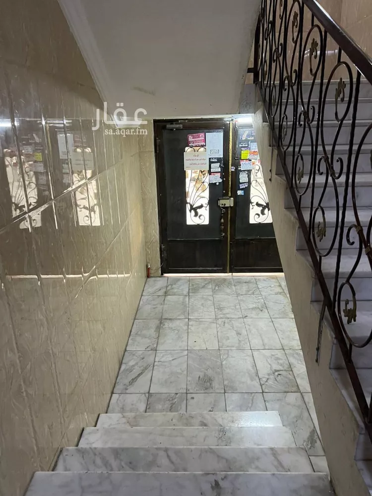 عمارة للبيع في شارع ابوحامد الوكيل, حي الزهور, مدينة الدمام, المنطقة الشرقية صورة 5