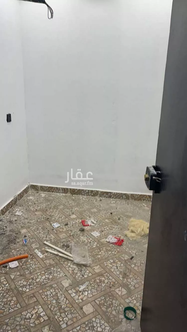 غرفة للإيجار في شارع جلال الدين محمد الطبري ، حي القرينية ، جدة ، جدة