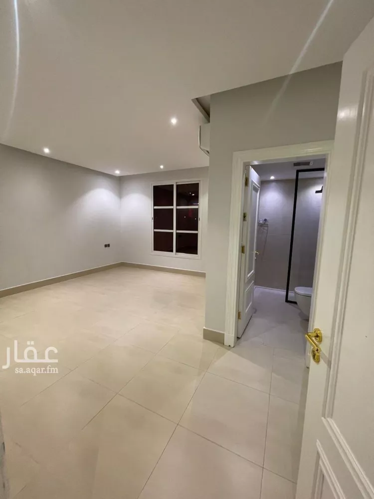 شقة للبيع في شارع رقم 298, حي الملقا, مدينة الرياض, منطقة الرياض صورة 3