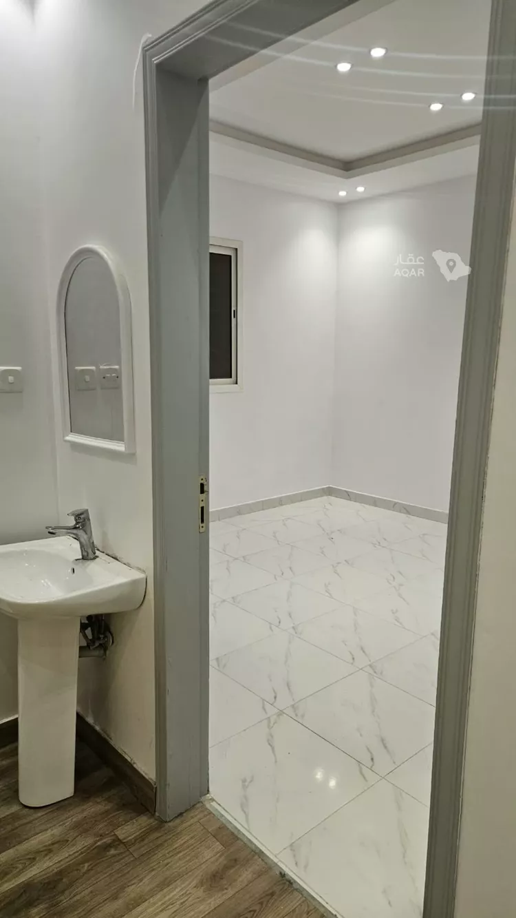 Apartment for Rent in Riyadh Al Arid 9