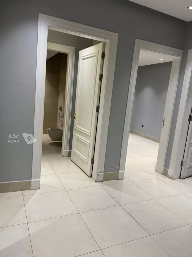 شقة للبيع في شارع رقم 298, حي الملقا, مدينة الرياض, منطقة الرياض 7