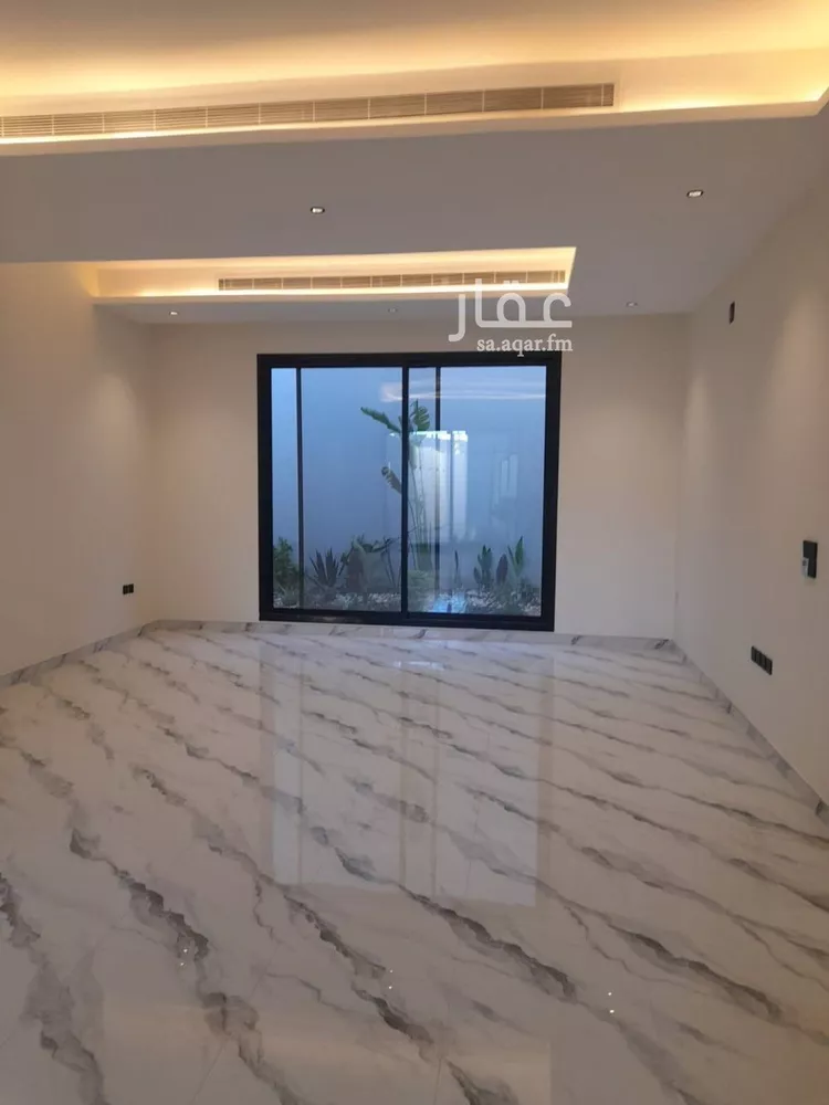 فيلا للبيع في شارع الحسن بن أحمد الجلال, حي العارض, مدينة الرياض, منطقة الرياض